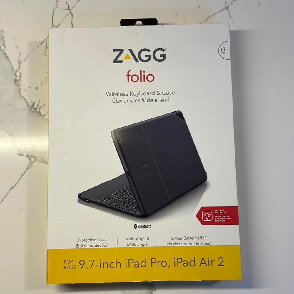 iPad Air/Pro Wireless Backlit Keyboard Case